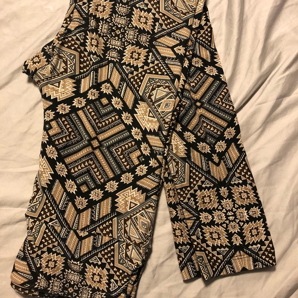 LulaRoe One Size Leggings